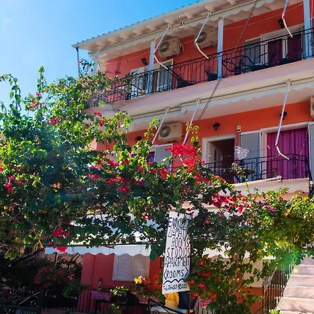 Apartament Efthalia & *