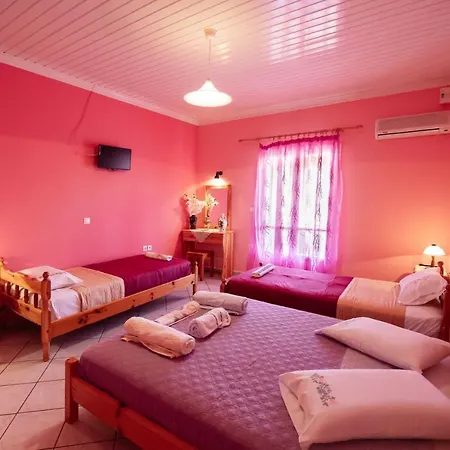 Efthalia & * نيدري